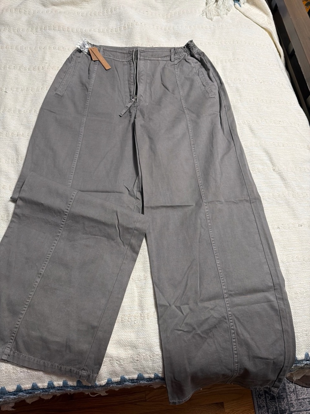 SKIMS Wide-Leg Drawstring Track Pants — Gray